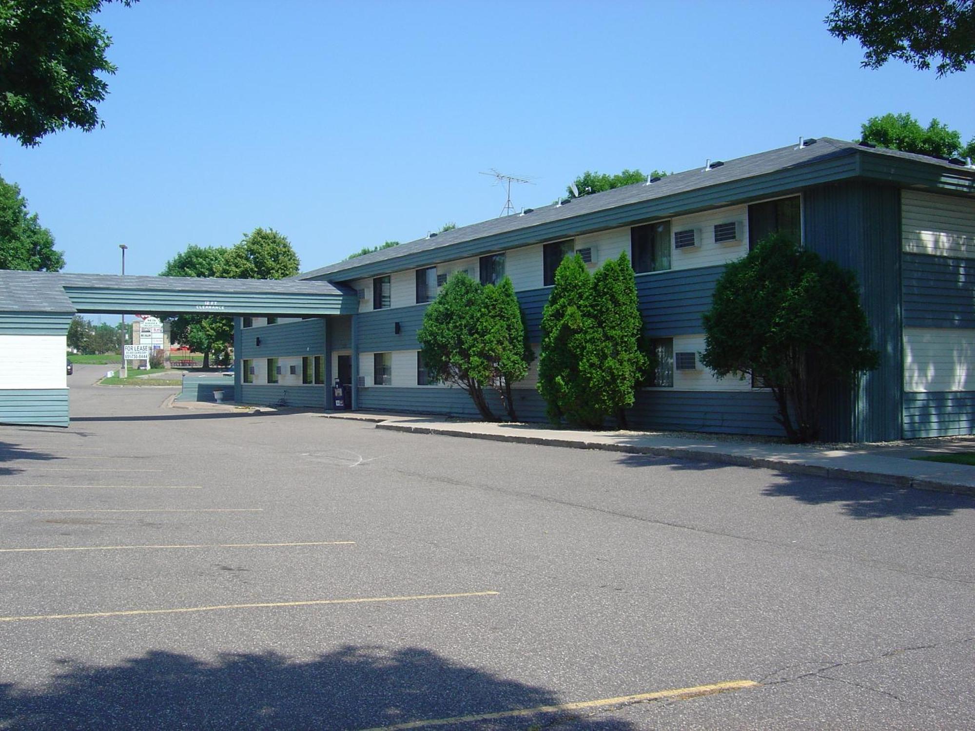 Wakota Inn And Suites Cottage Grove Exterior photo